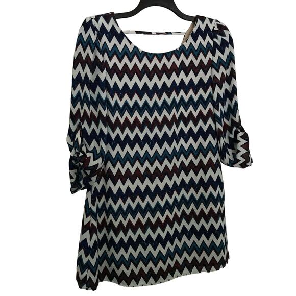 Speechless Colorful Zig-Zag V-Neck Shift Dress - Size XS - Roll Tab Sleeves - Picture 1 of 6